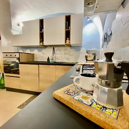 Apartament Il Duca E La Cicala - Near Acquario Genua