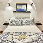 Apartment Il Duca E La Cicala - Near Acquario Genua